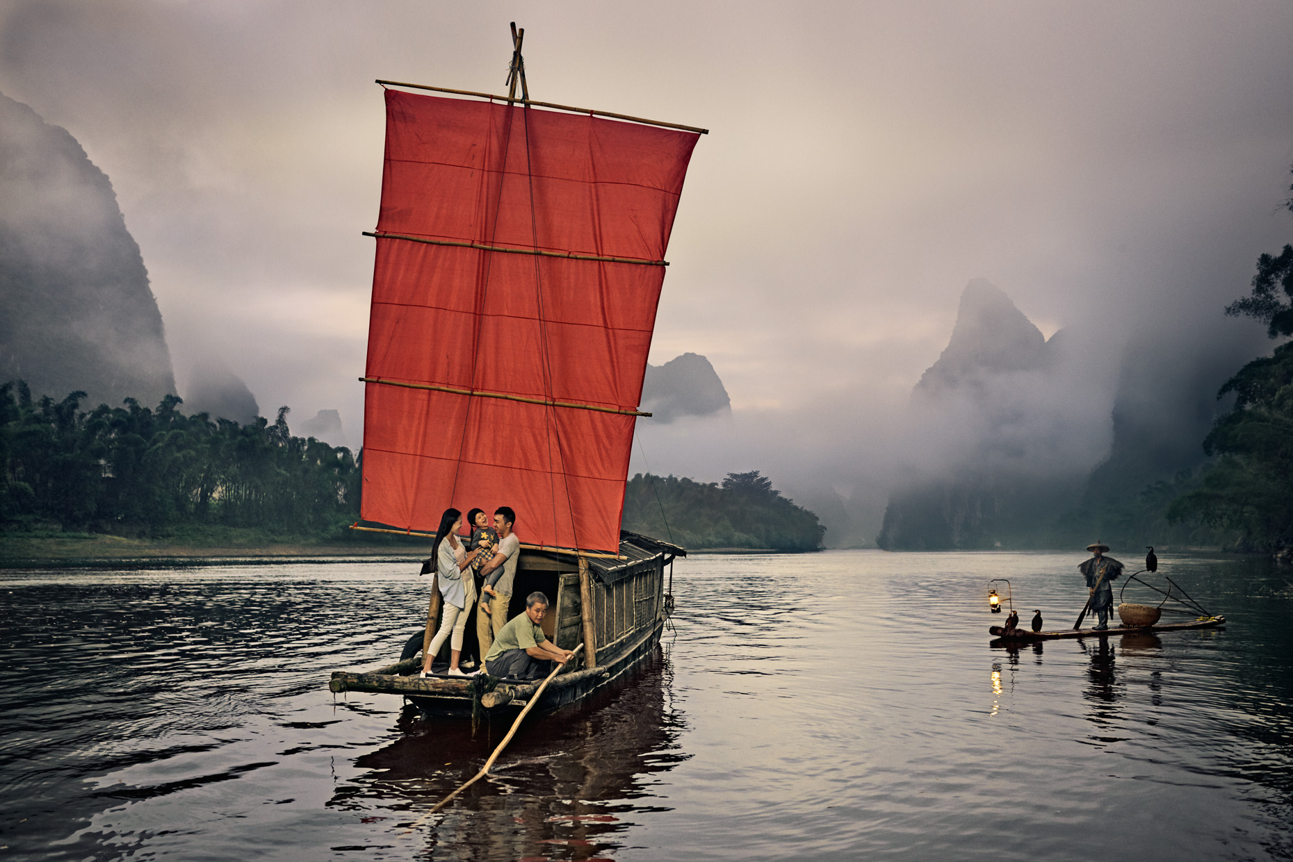 Abbott_China_Yangshou_Shot_01_River_Boat_0258